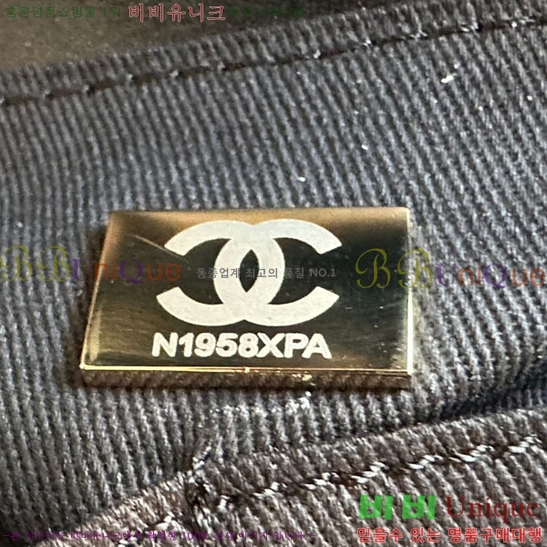 #*  ι 67001-405
