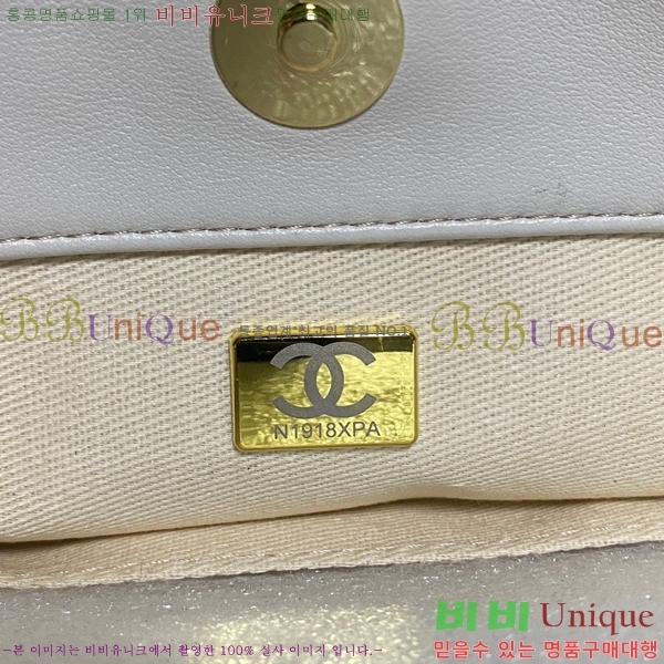 # ü  AS3689-100