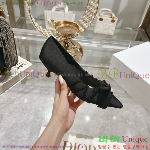 ��� ����� ������ 33D78517-2 �� 4CM