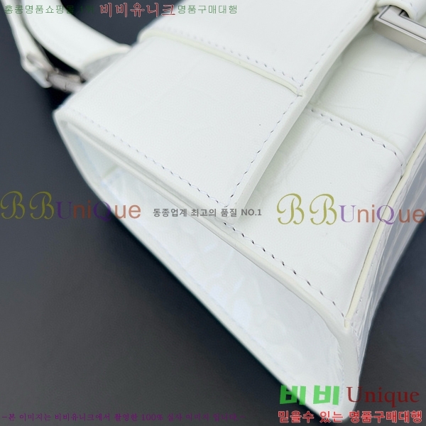 #�߷��þư� �ƿ��۷��� XS ž �ڵ� �� 5928331-105