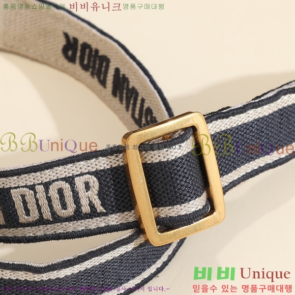# Ʈ  Ʈ  M585581-101- 470롽