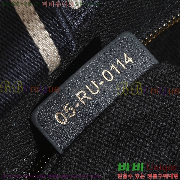 # Ʈ  Ʈ  M585581-101- 470롽