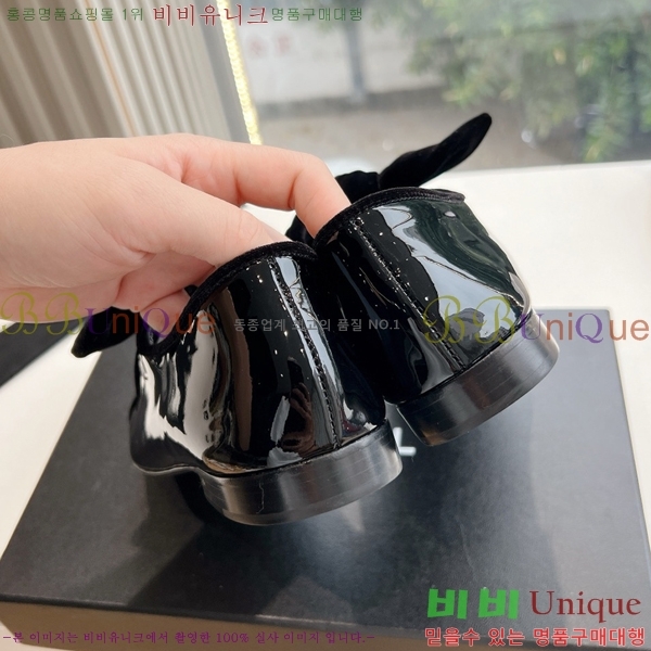    ÷ 32CH24112159-10