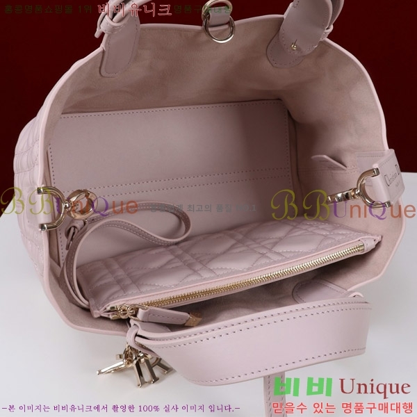#   M2822-103