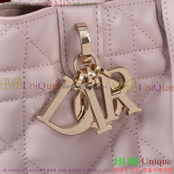 #  ̵  M2821-159