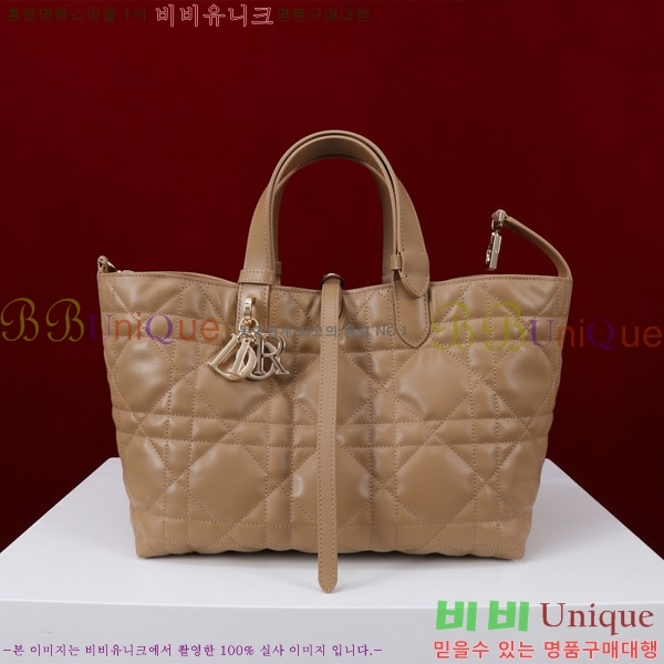 #  ̵  M2821-103