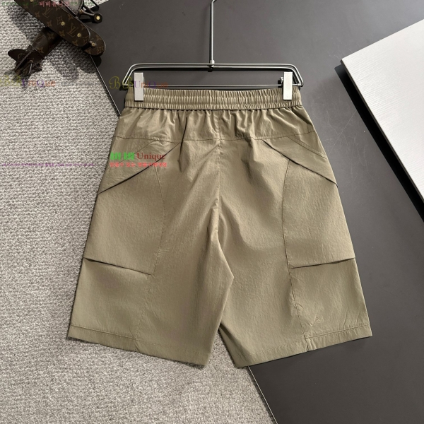    ݹ 16BU252197-4