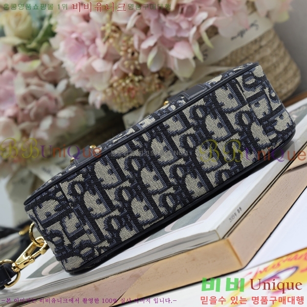 # ̺  East-West  S2388-100
