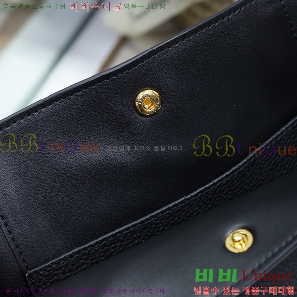 # Signature ̵ Ŷ 81M2841-810