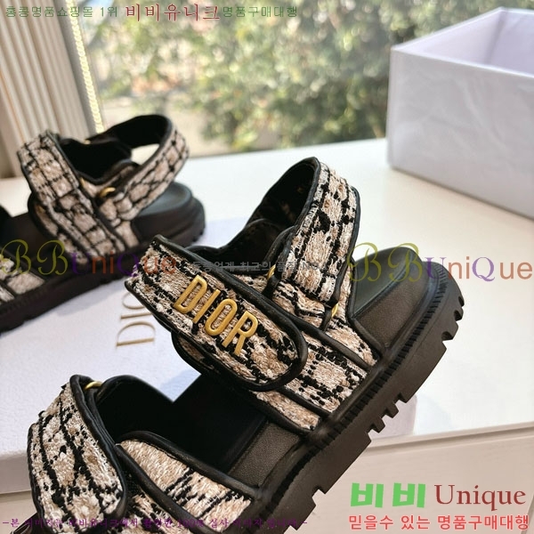 ���� ��� ��� ���� D2466049-1