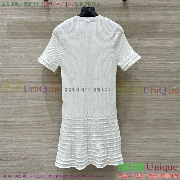   ǽ CHA51342-4