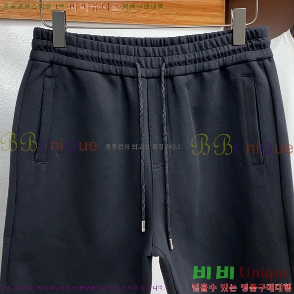   ݹ GV2631587-4