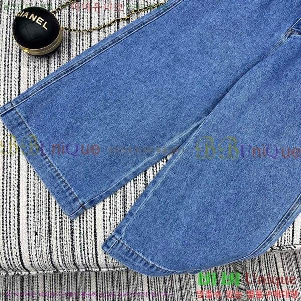   7   CE93451382-3