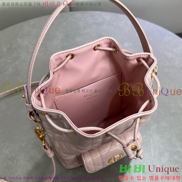 # ī  Ŷ M3372-102