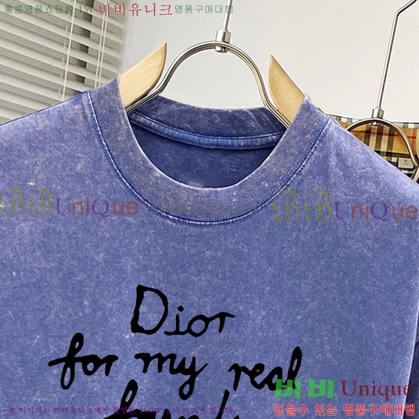    Ƽ D254136974-3