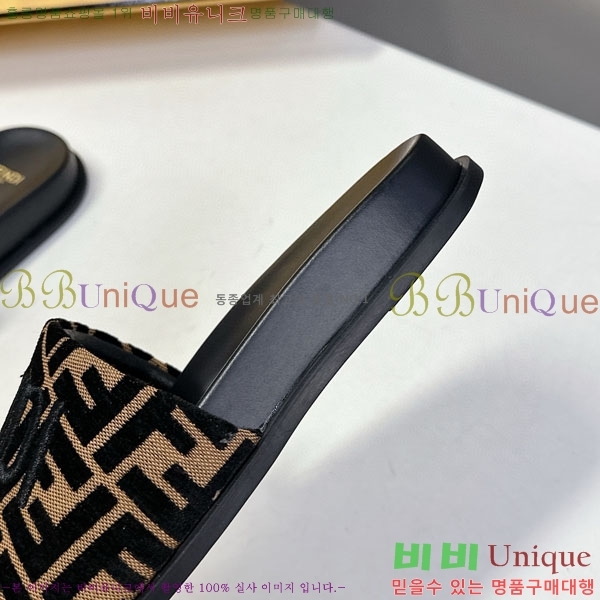    F8568805