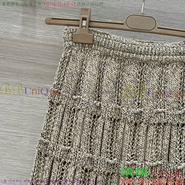 * ĿƮ CH2522544-1