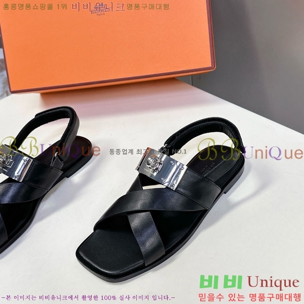 ޽   HE569905