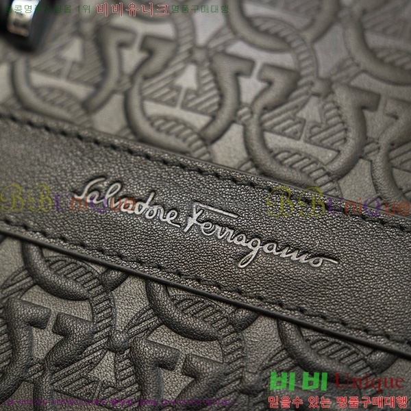 #󰡸  H2116079
