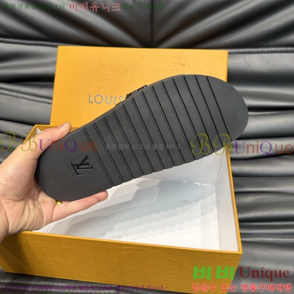  ̺ / L892095-4