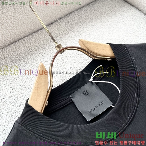   Ƽ  GV98670-1