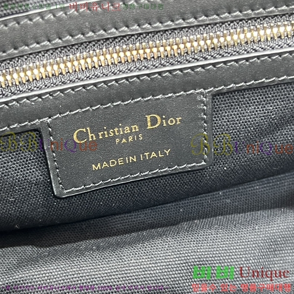 # Streetchic Ʈũ   M3913-801