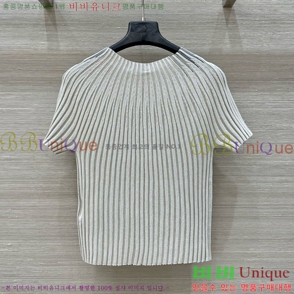  *  Ƽ CH4890045-5