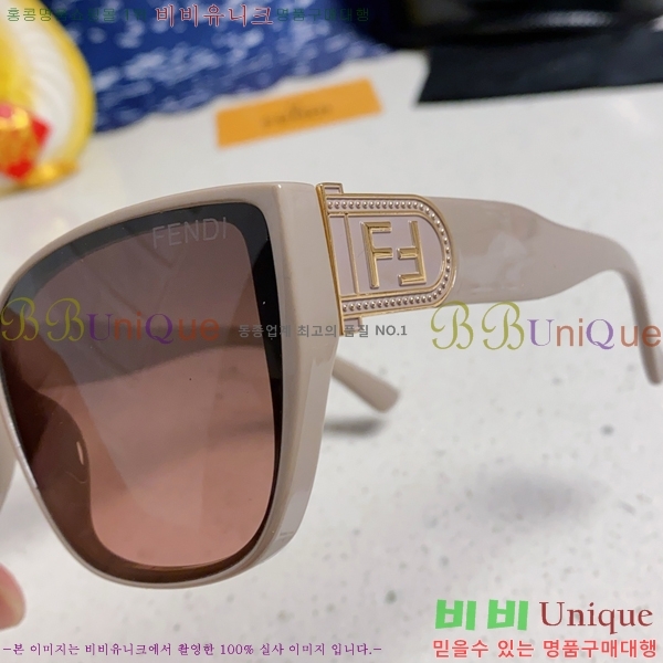 ��� ���۶� F924702-3