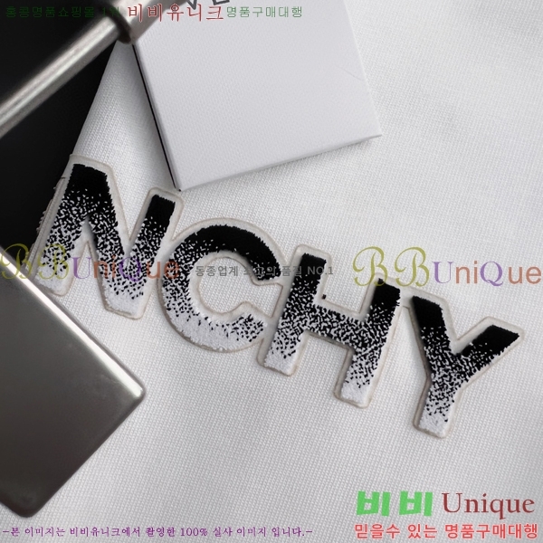    Ƽ GV255217-1