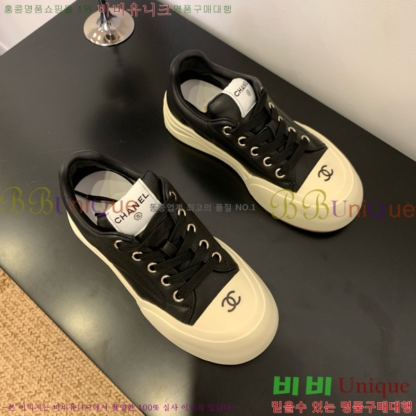  * Ŀ 32HG872560-9