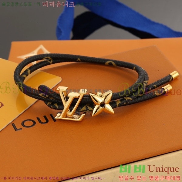  ̺  LV71112066-7