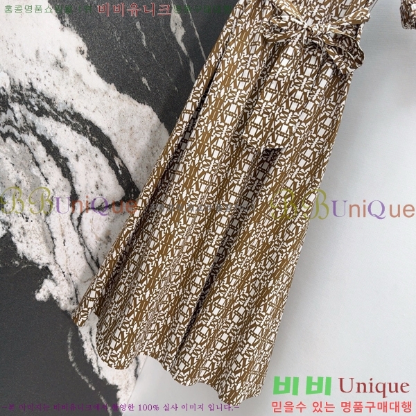   ǽ M4X112033-4