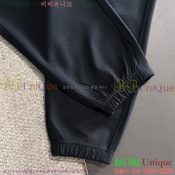    BU51565-3