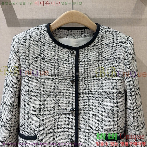    DOI1121066-7