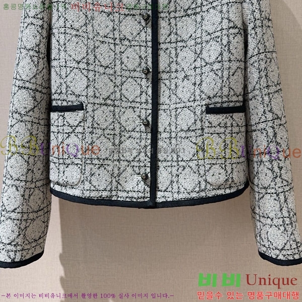    DOI1121066-7