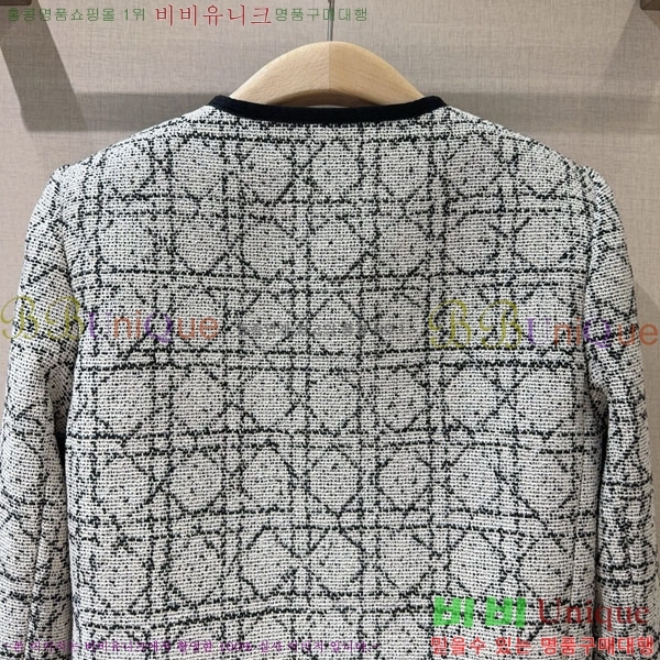   DOI1121066-7