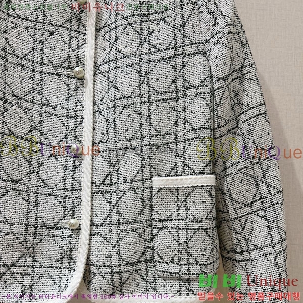   DOI1121066-9