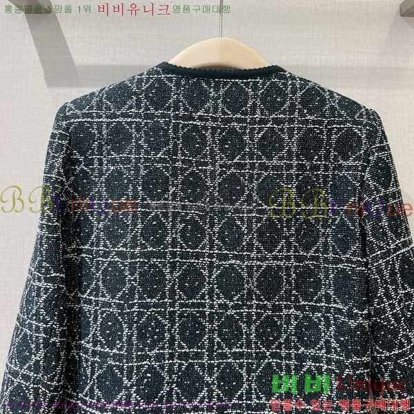    DOI1121066-10