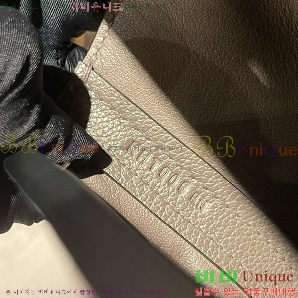 #޽ 2424 21 ̴ H242400-17