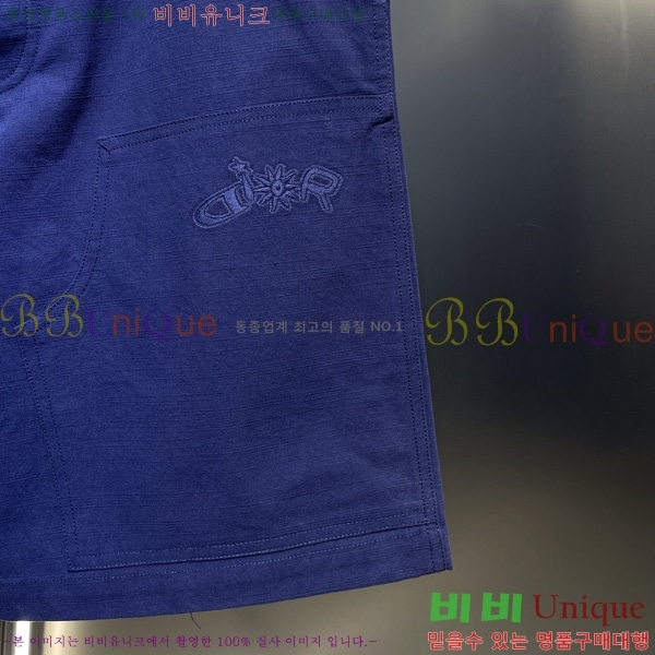   ݹ D255392-1