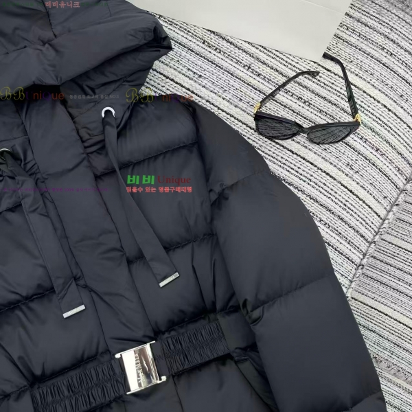 ���� ��**�� �ٿ� �е� MAXM2345088-6