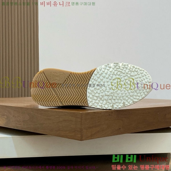 ���� ���ڷ� ��ġ�ڸ� ����Ŀ�� B3C15065-1