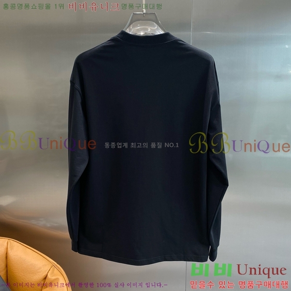 ���� ��**�� ���� Ƽ���� MO2716936-2