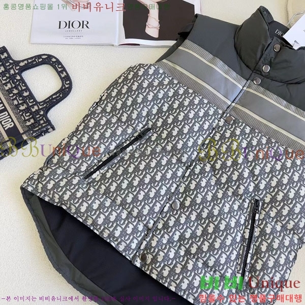   ٿ е  DO2128892-8