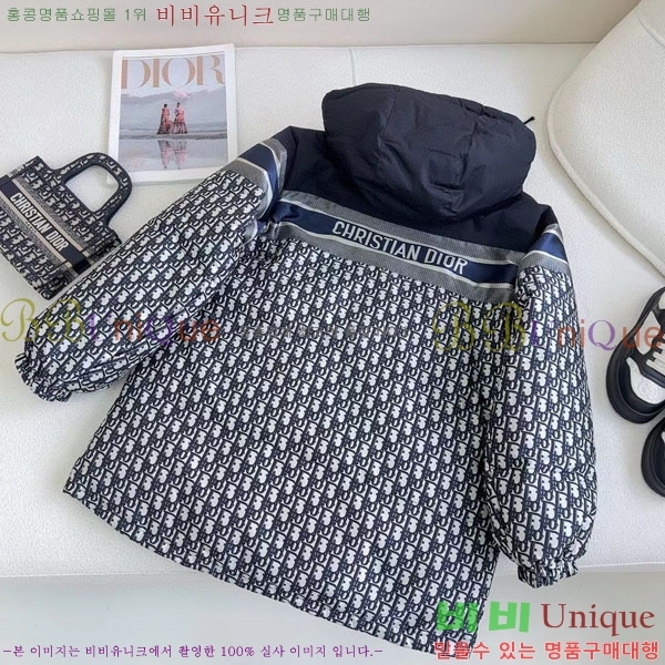    ٿ е DO2128892-11