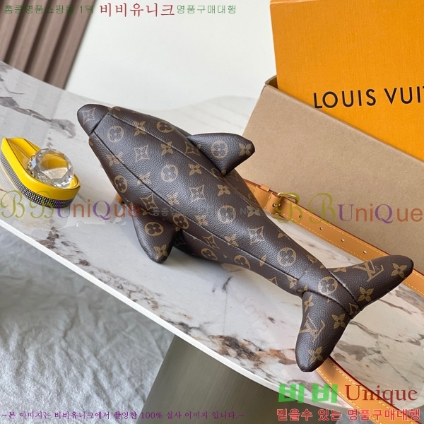 #  ̴   M14963-1001