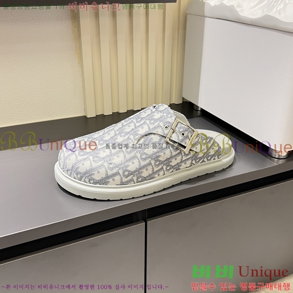     D86920-4