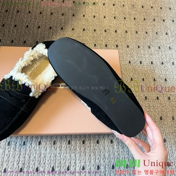  ̿** þ   30MU25102297-6