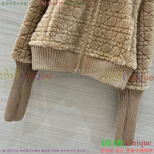   þ   DO3634560-24