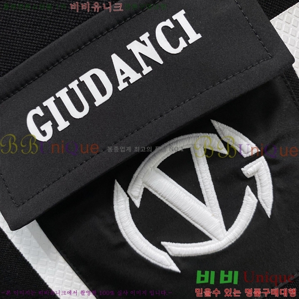 ���� �߷�Ƽ�� ������ V562412-1